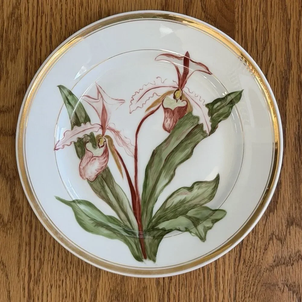 Set Of 4 Vintage Hand Painted ORCHID Plates Gold Border Porcelain 8 1/4”